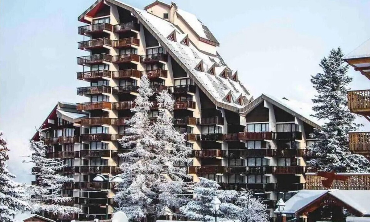 Pra Loup Apartment | 100m from resort center, 8th floor, balcony, parking, tv, ski locker, 30m², Pra Loup