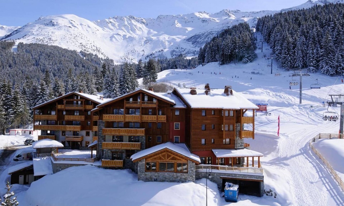 Prapoutel Apartment | 150m from resort center, terrace, balcony, parking, ski locker, 35m², Les 7 Laux
