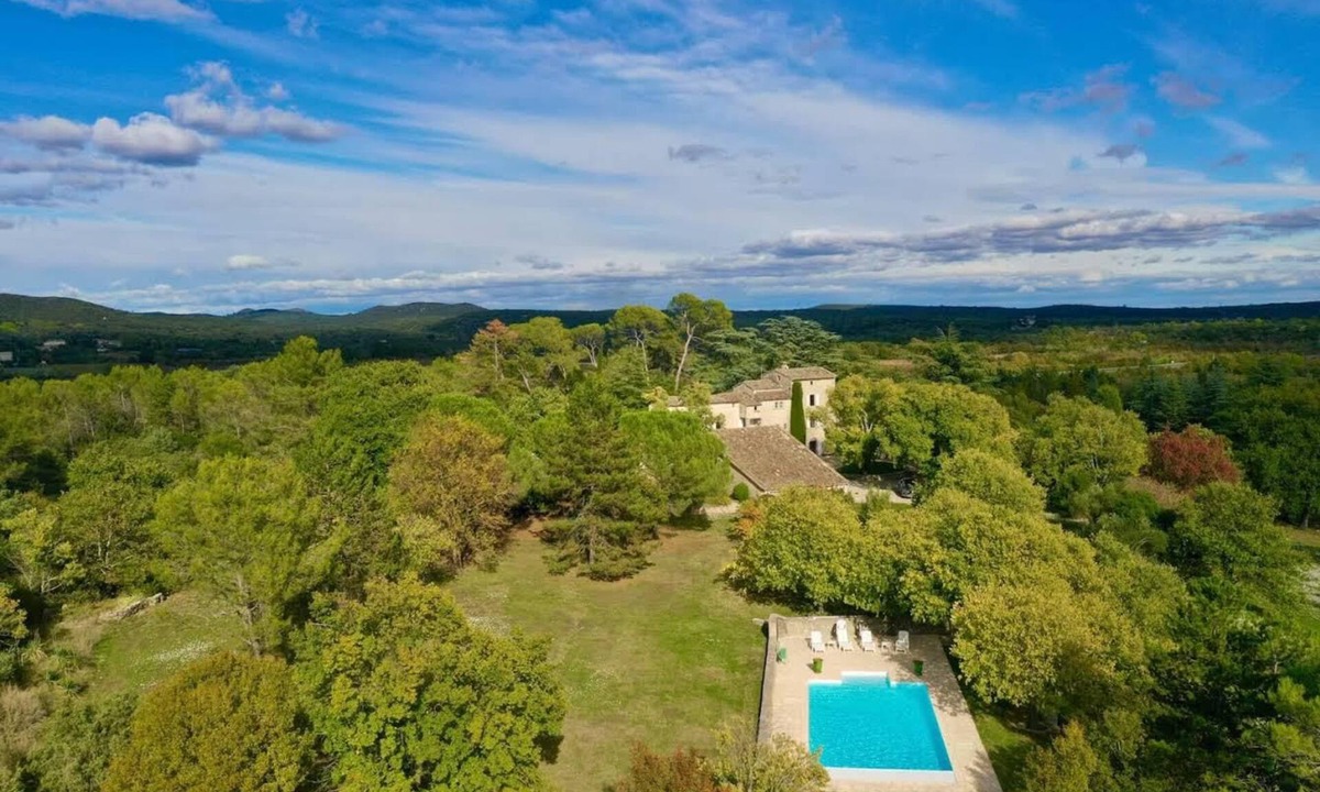 Pompignan House | 17th century farmhouse for rent