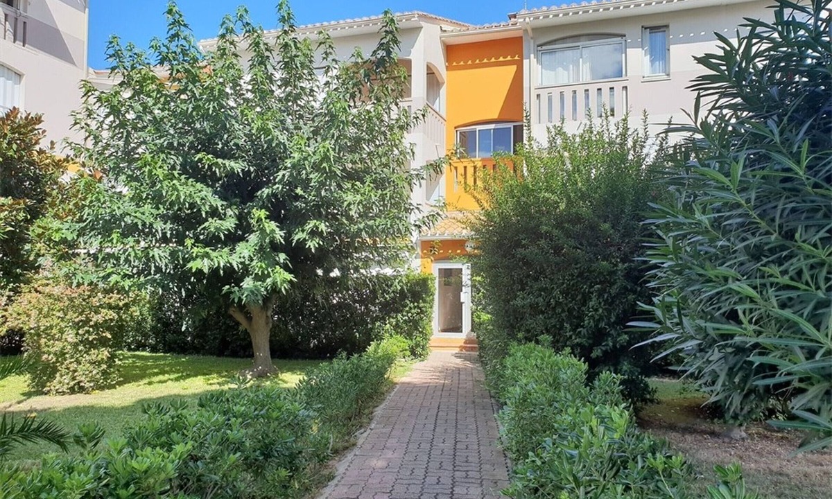 Argeles Plage Apartment | 2-room apartment with air conditioning and loggia in Argelès-sur-Mer