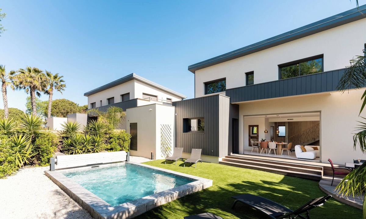 Le Grau-dʼAgde Villa | 2 Villas Beach Pools Large groups