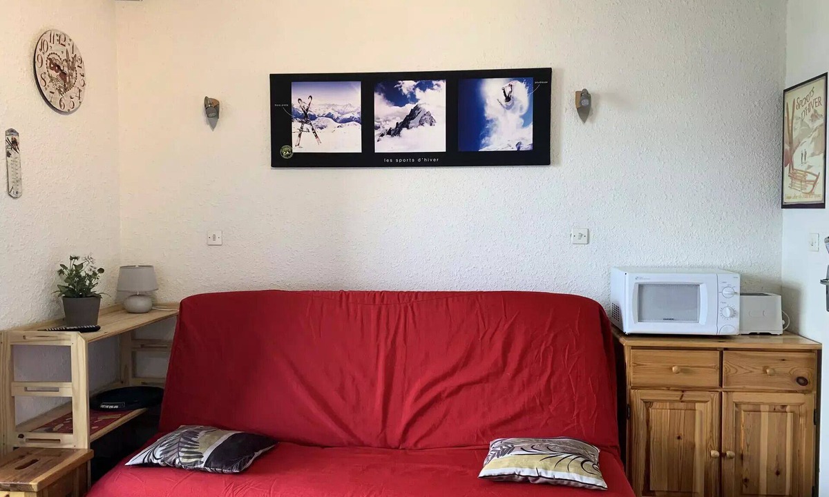 Pra Loup Apartment | 24-square-meter studio apartment for 4, with a balcony offering a panoramic view