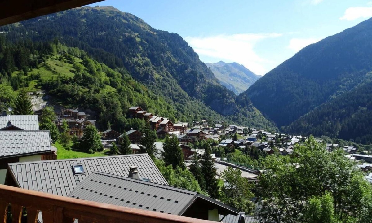 Champagny-en-Vanoise Apartment | 2nd floor, balcony, tv, 37m², Champagny-en-Vanoise