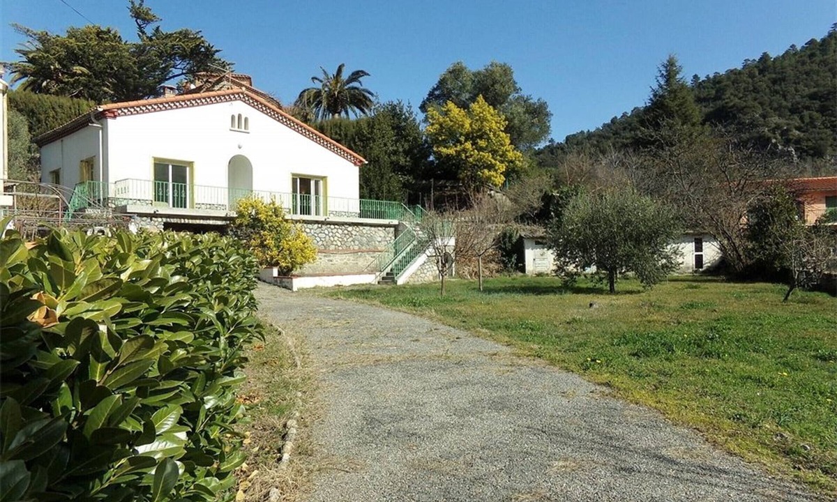 Amelie-les-Bains-Palalda House | 3-bedroom house with parking, aircon and wifi - 4 guests