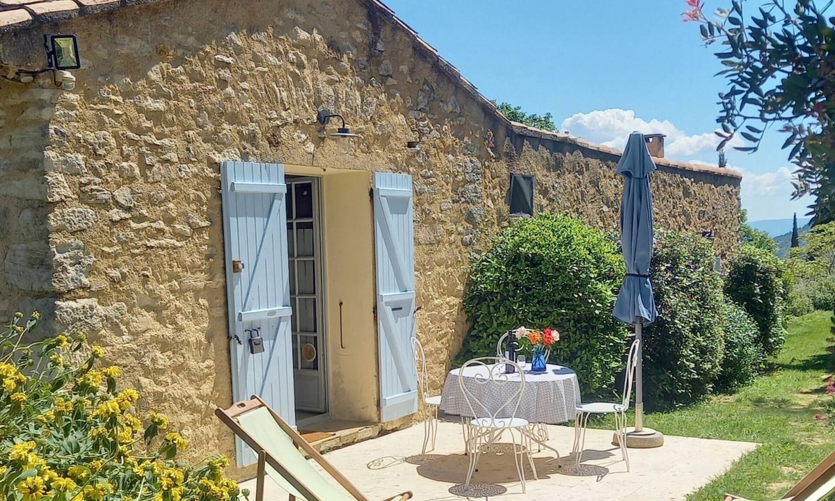 Suzette House | 3-PERSON GITE IN AUTHENTIC PROVENCAL FARMHOUSE