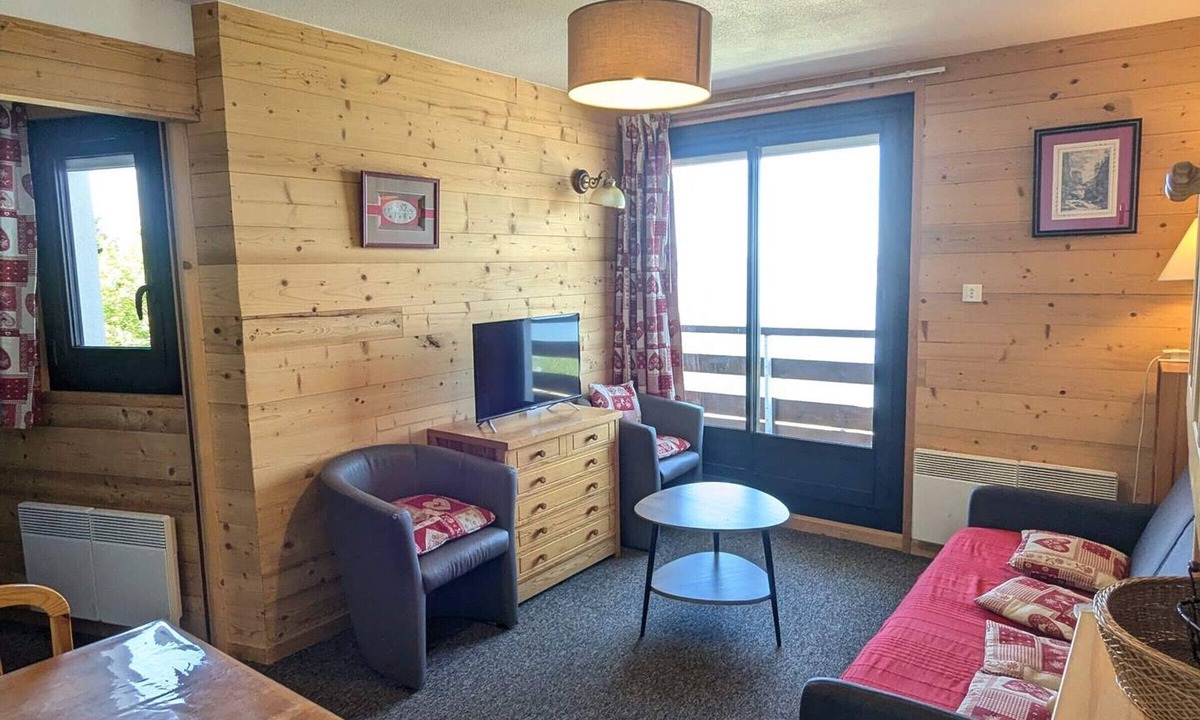 Prapoutel Apartment | 3-Room Apartment at the Foot of the Slopes with Balcony and Kitchenette