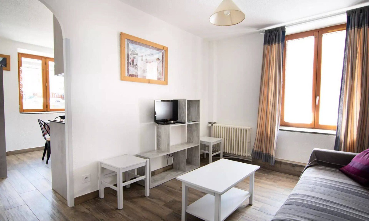 Valloire Apartment | 3-room apartment for 6–8 people, facing southeast