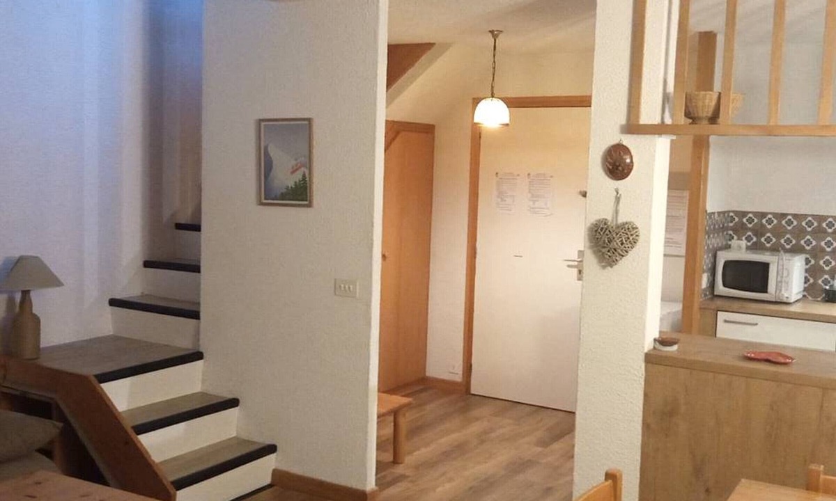 Saint-Jean-dʼAulps Apartment | 3-Room Duplex with Pool in Saint-Jean-d'Aulps, 6 People