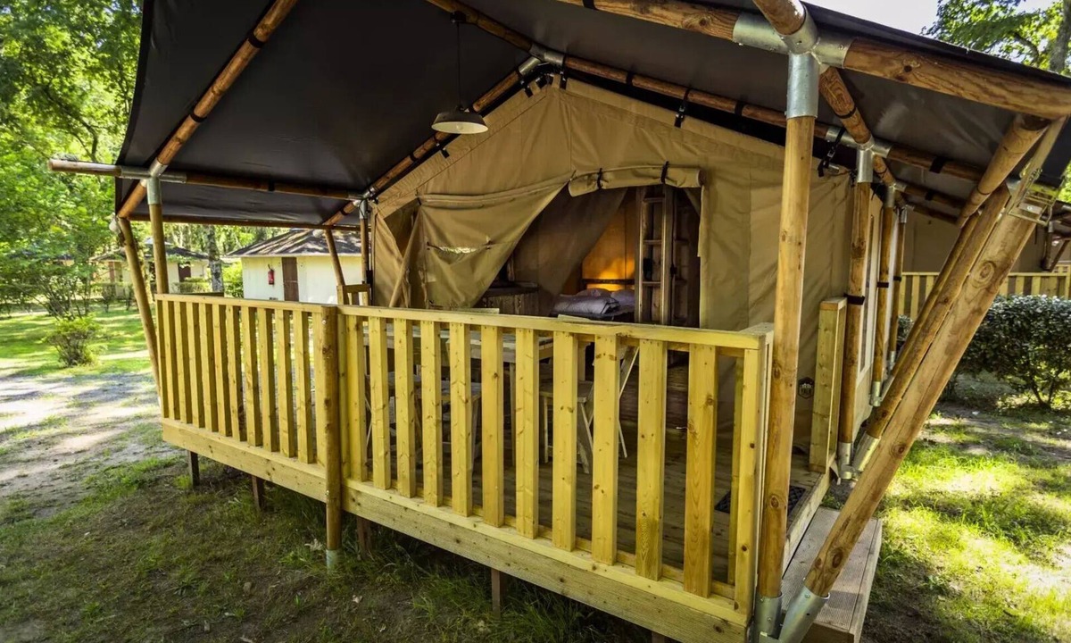Saint-Paul-les-Dax Cabin | 3-Room Safari Lodge for 5 People + TV
