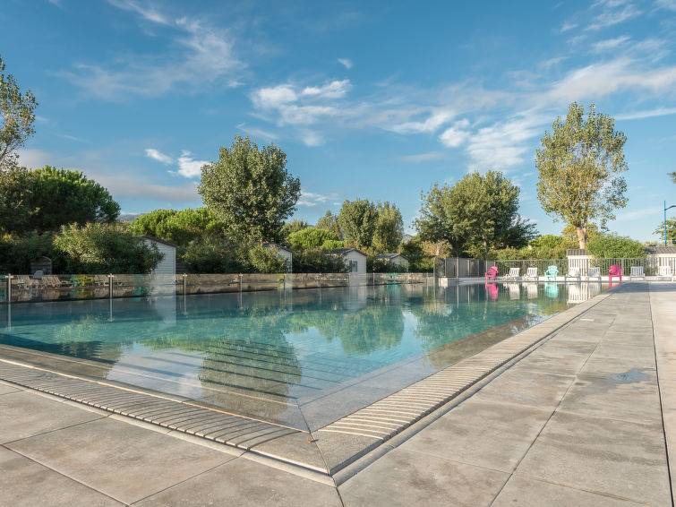 Plage d'Argeles Resort | 32 m² Resort ∙ 3 bedrooms ∙ 6 guests