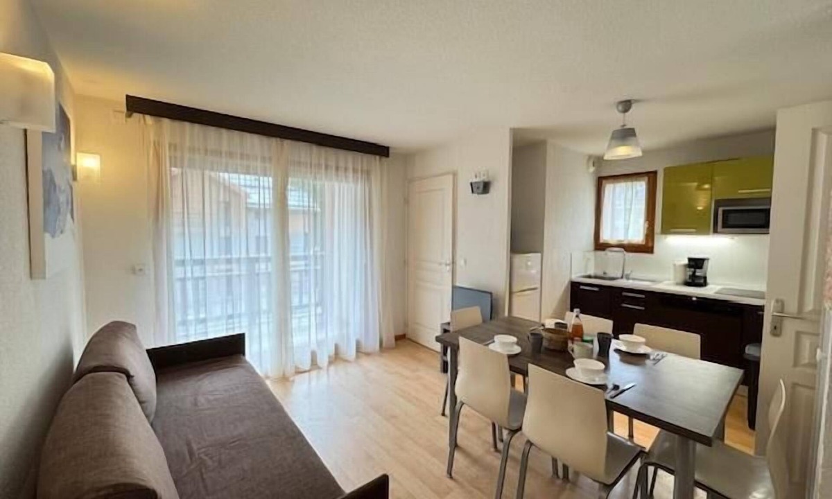 Chantemerle Apartment | 350m from resort center, 3rd floor, view ski slopes, balcony, 33m², Serre Chevalier