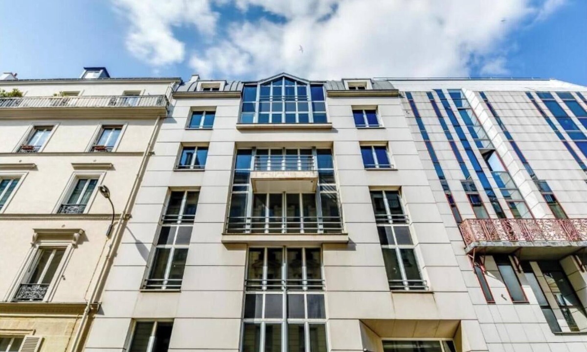 Quartier Saint-Georges Apartment | 4 bedroom apartment located in Saint Lazare