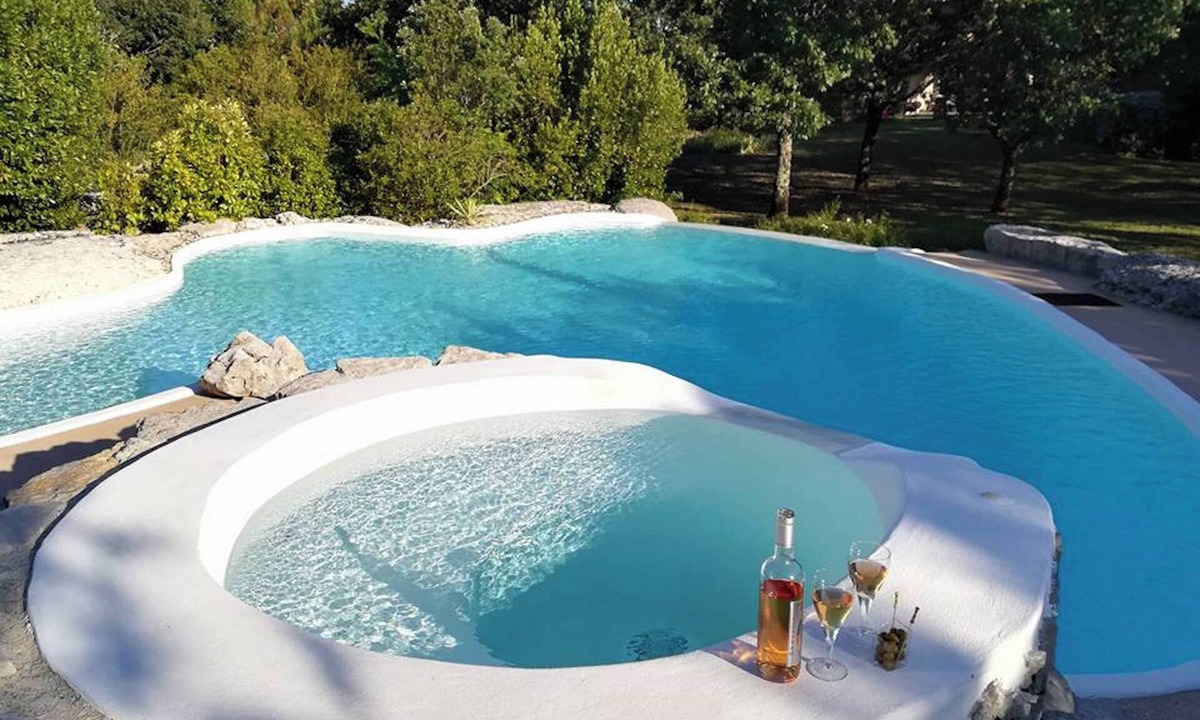 Labeaume Cottage | 4*-rated cottage near a turquoise lagoon in exceptional surroundings!