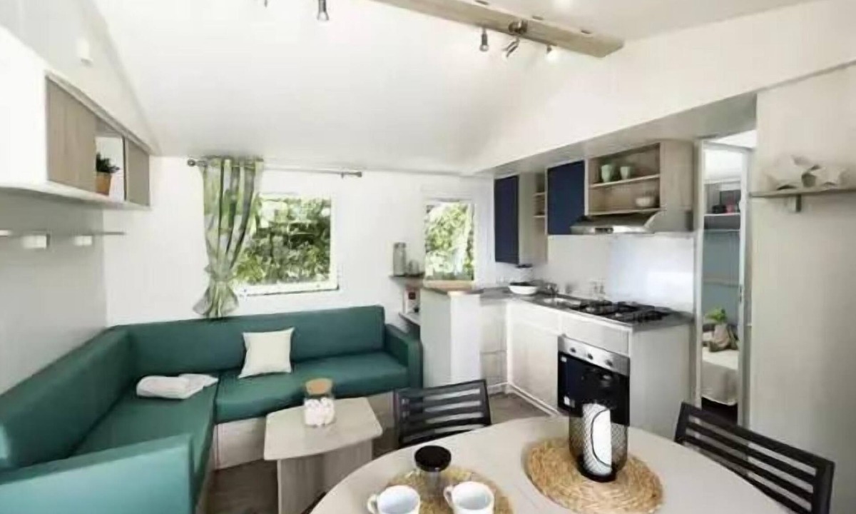 Elne House | 4-Room Mobile Home for 6 People, Air-Conditioned + TV