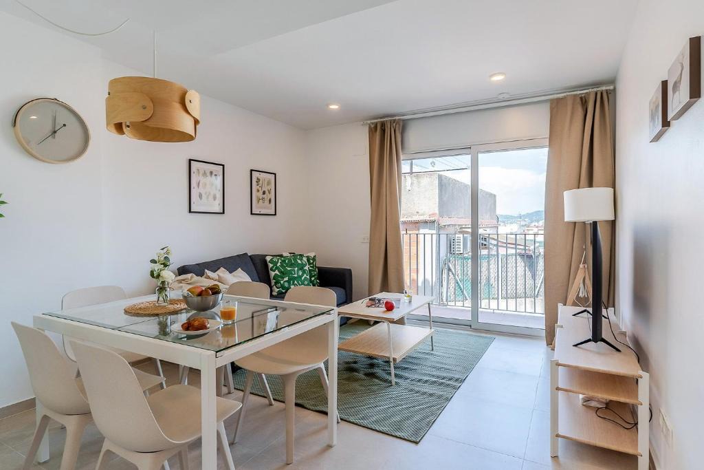 Santa Coloma de Gramenet Apartment | 4238 - AB Duplex Santa Coloma 3 II-I