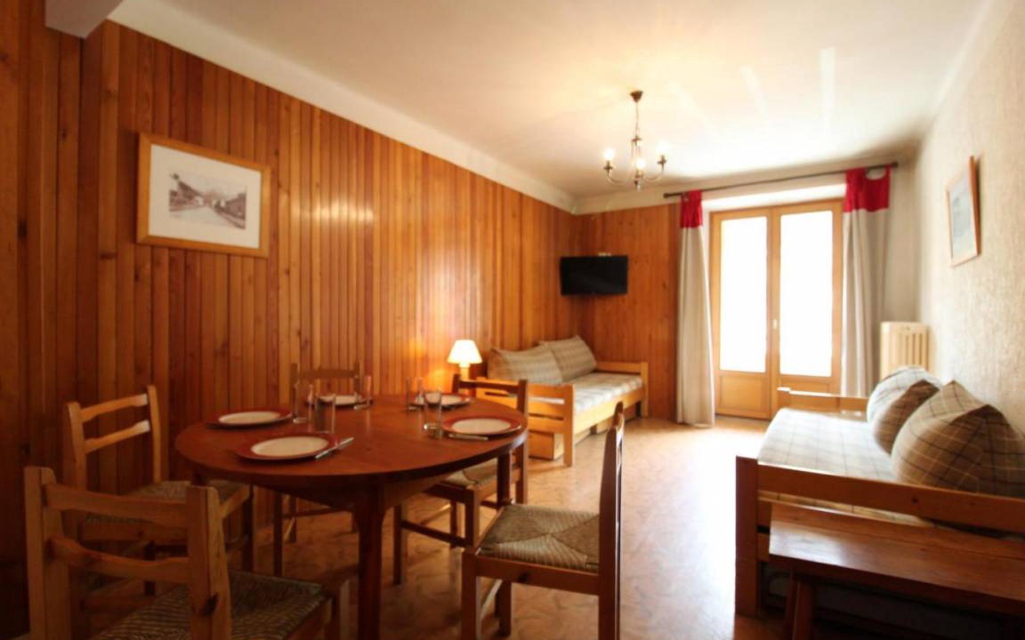 Val Cenis Apartment | 45 m² Apartment ∙ 1 bedroom ∙ 5 guests