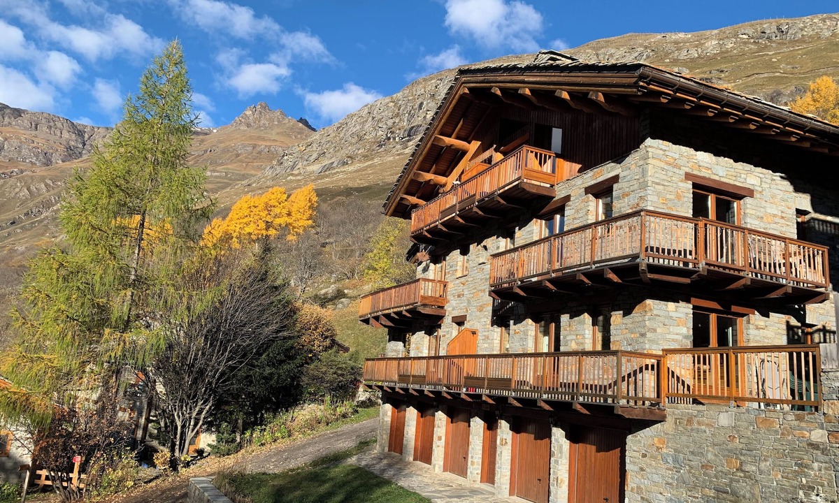 Bonneval-sur-Arc Apartment | 6-7 BED APARTMENT NEAR SHOPS AND SKI SLOPES IN BONNEVAL SUR ARC