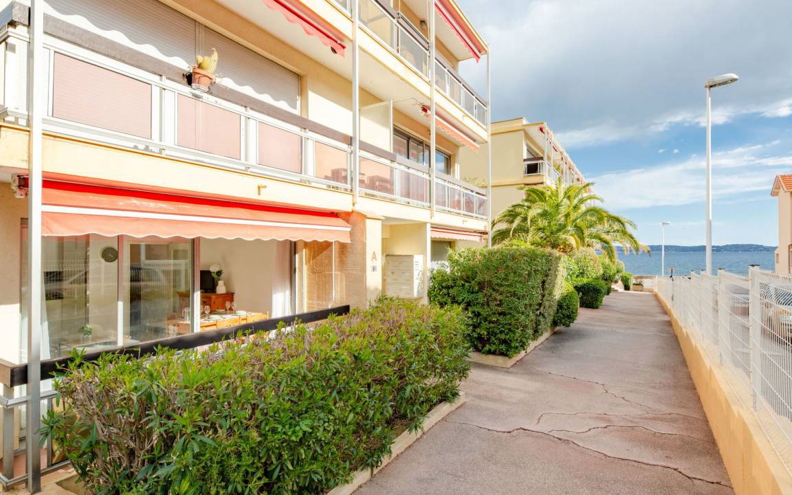 Sainte-Maxime City Centre Apartment | 70 m² Apartment ∙ 2 bedrooms ∙ 6 guests