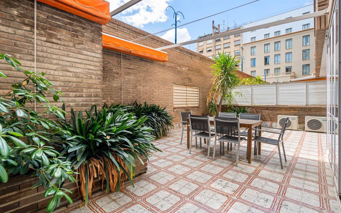 Dreta de l'Eixample Apartment | 97 m² Apartment ∙ 3 bedrooms ∙ 5 guests
