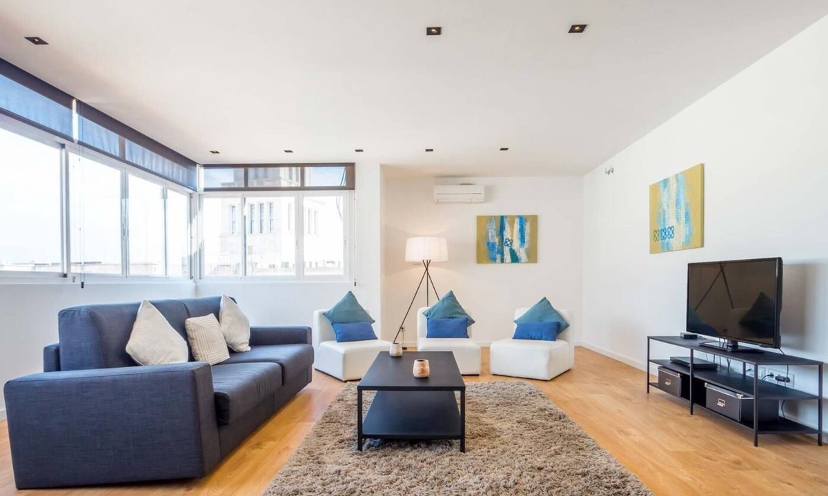 Eixample Apartment | 975 Las Ramblas Penthouse I