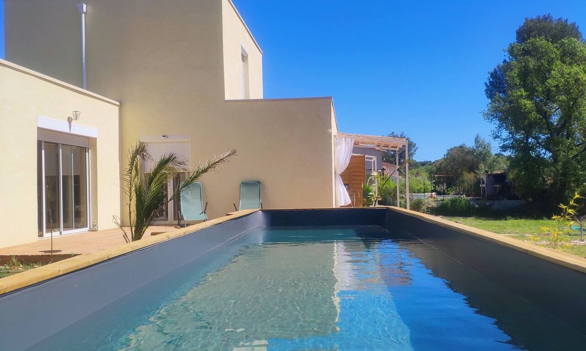 Fox-Amphoux Apartment | A Little Cottage in the Heart of Green Provence