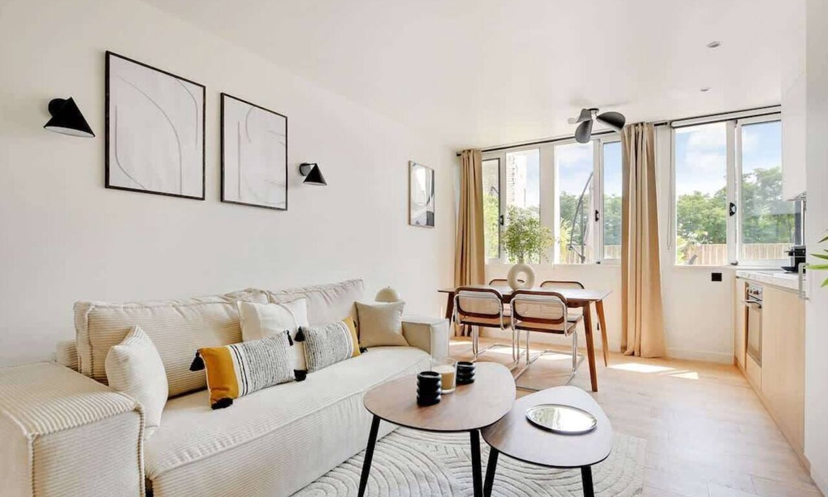 12th Arrondissement Apartment | A Lovely 1-BR/1BA withTerrace - Bois de Vincennes