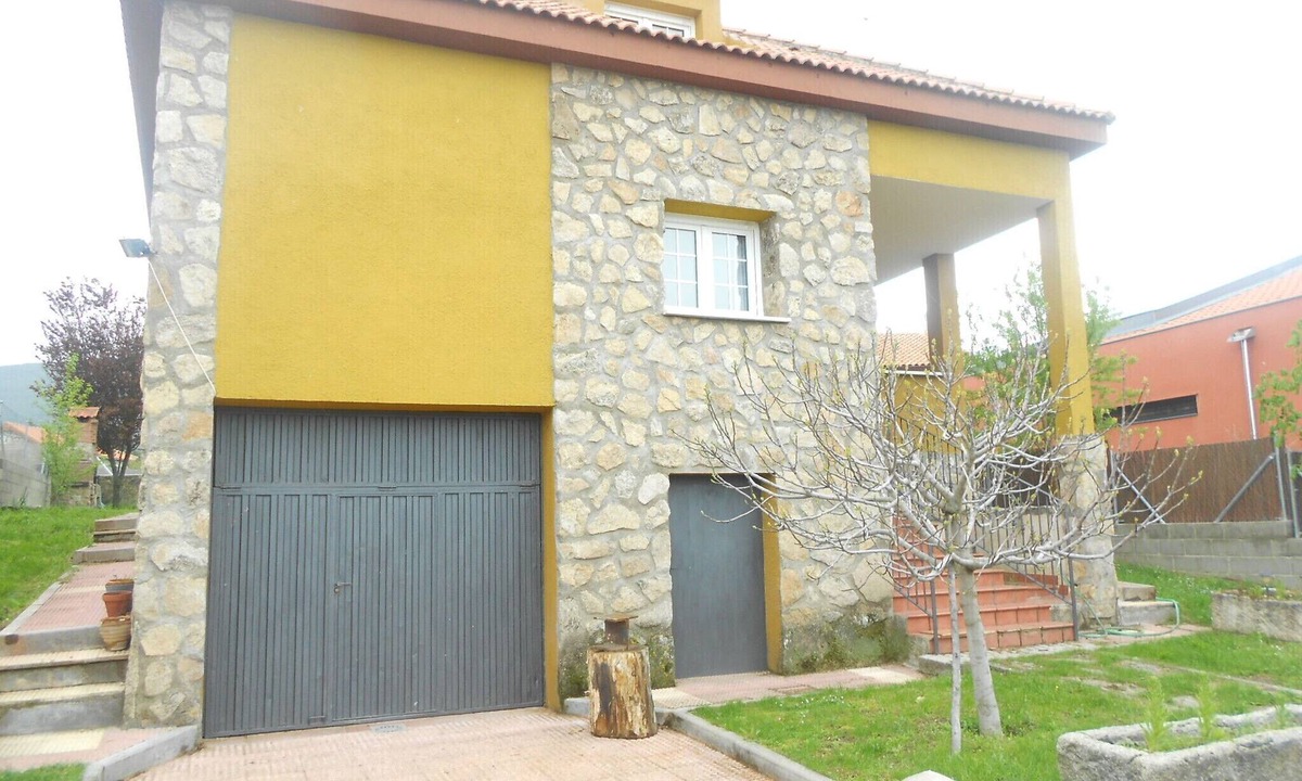 Ortigosa del Monte Ski Chalet | A place from which to enjoy nature, gastronomy, art, history .