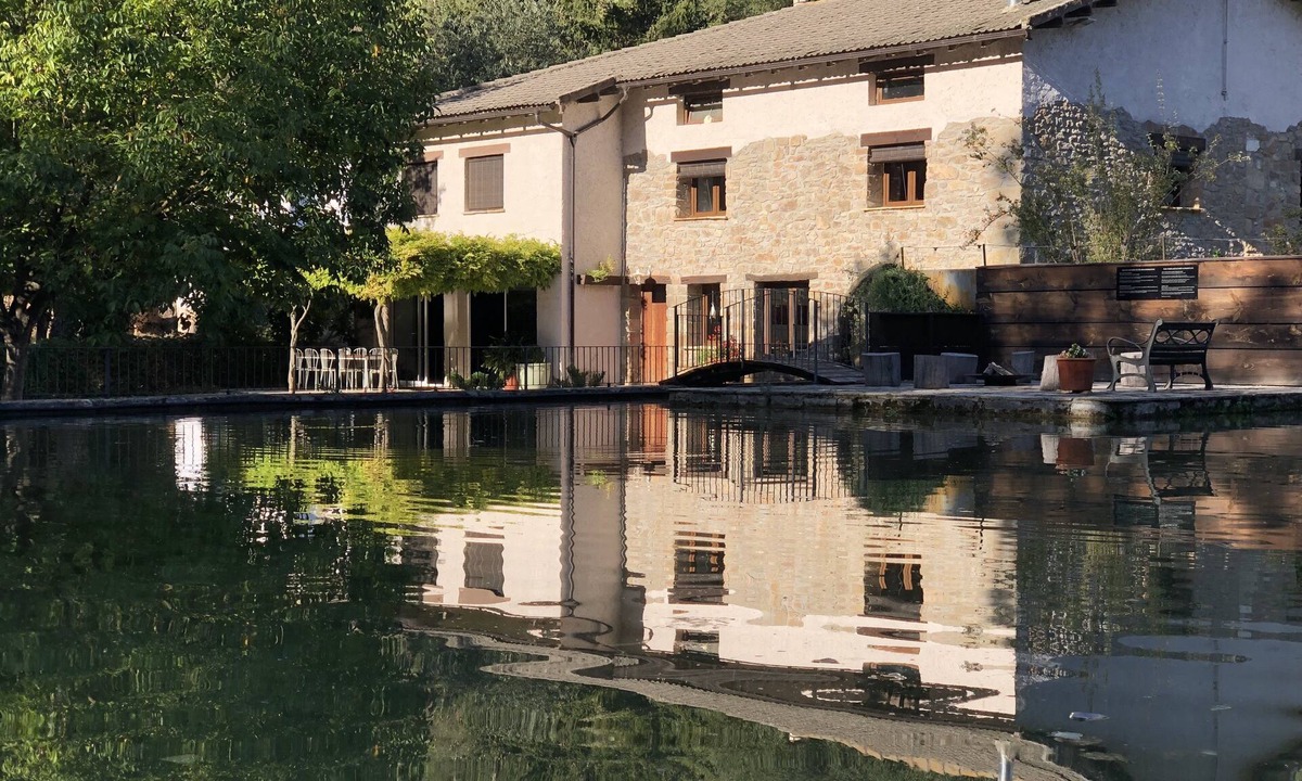 La Baronia de Rialb Cottage | A Water House (full rent) 8-16 people