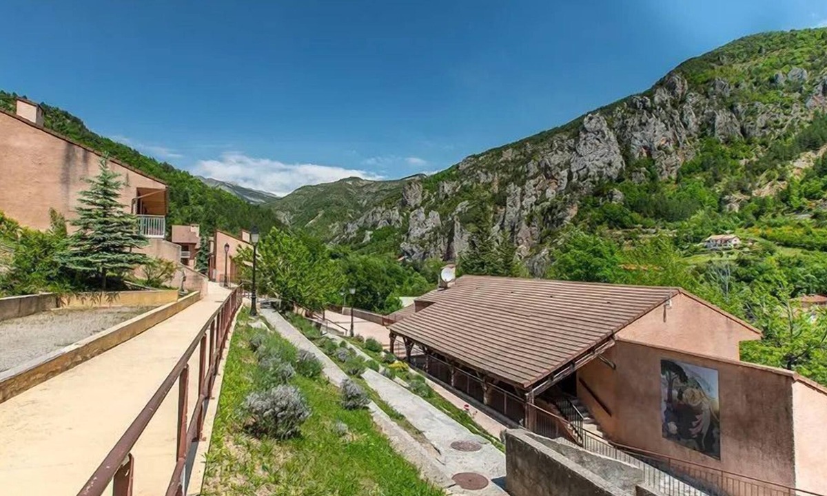 Guillaumes Condo | Accès Salle d'Activités, Appart proche de Valberg