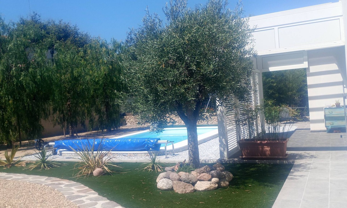 Laroque-des-Alberes Bed & Breakfast | Air-Conditioned Private Room – Private Entrance, Pool, Pétanque, Wi-Fi