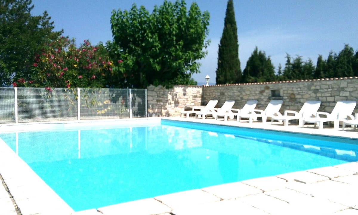 Grospierres House | Air-conditioned, classified* gîte with heated pool near the Gorges de l'Ardèche