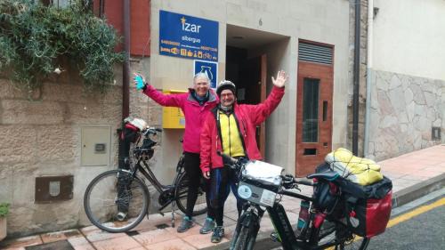 Viana Hostel | Albergue Izar