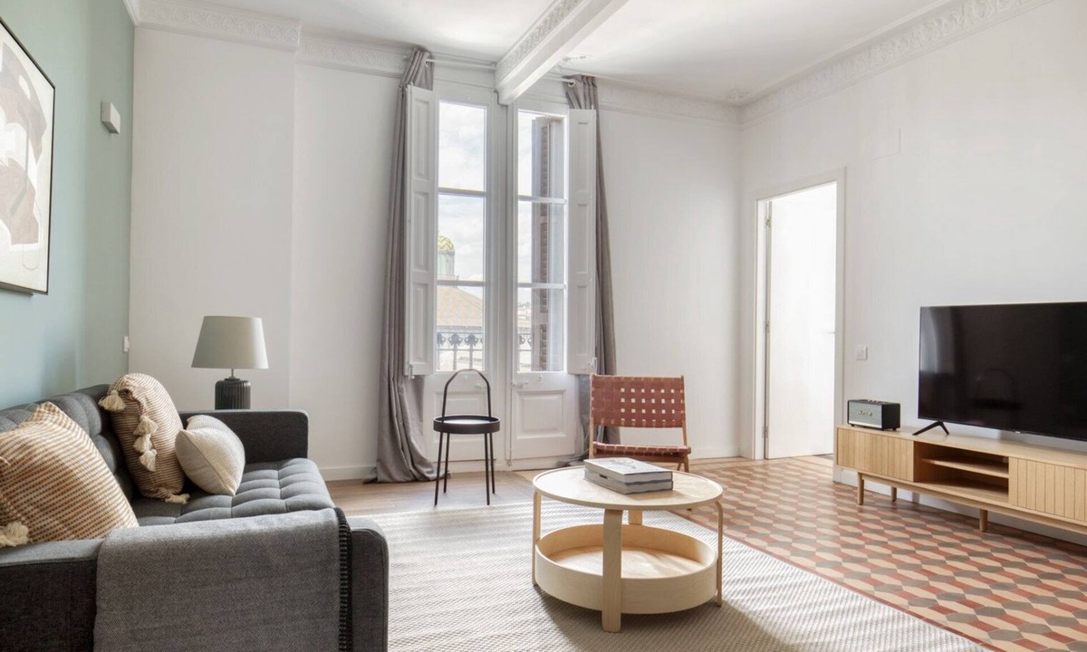 Sant Pere Apartment | Antiga Esquerra de l'Eixample 2BR