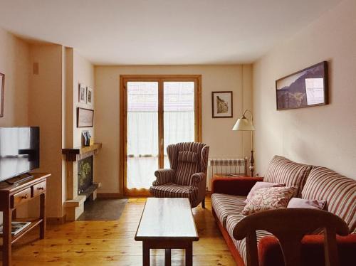 Benasque Apartment | Apartamento turístico Nievesol 24 - Benasque