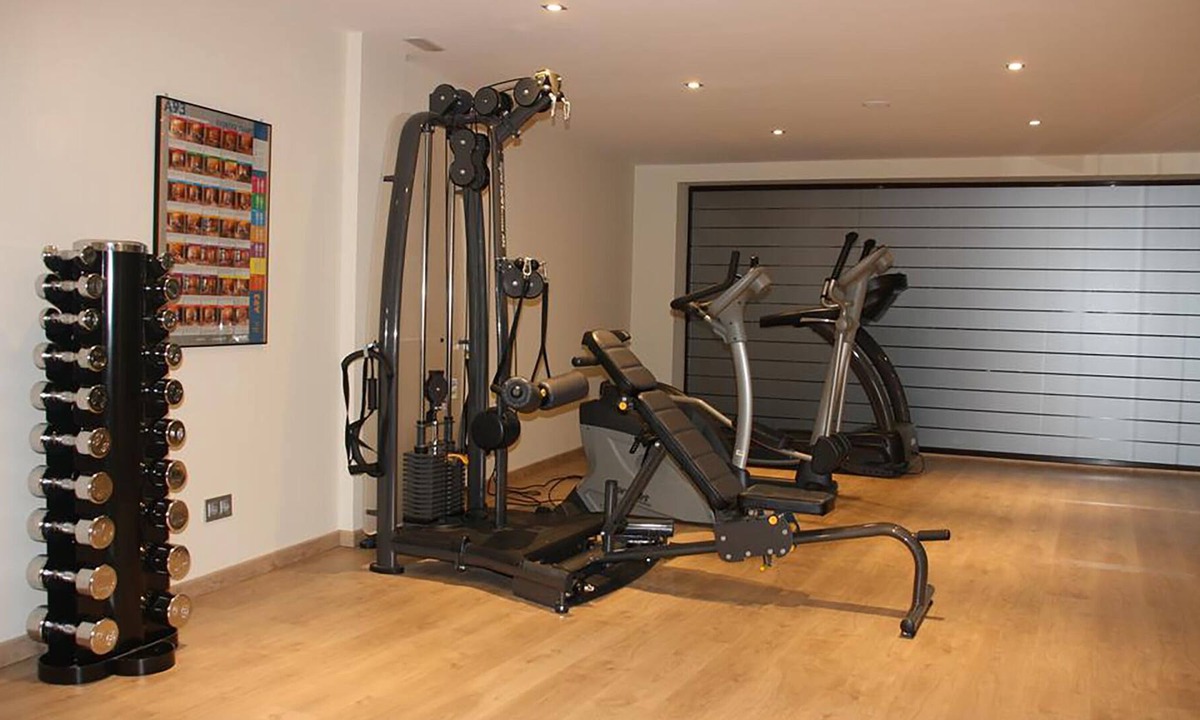 Lleida Apartment | Apartamentos Real Lleida