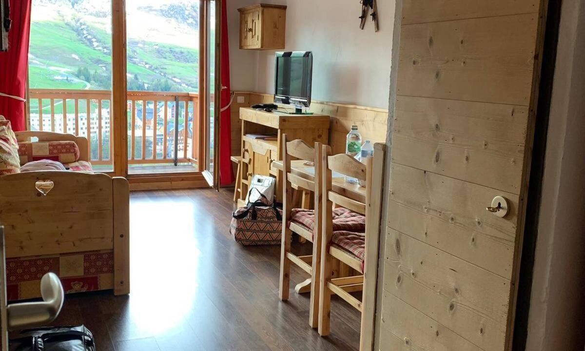 Montgellafrey Apartment | Apartment 6 pers. comfortable with a panoramic view of the ski area