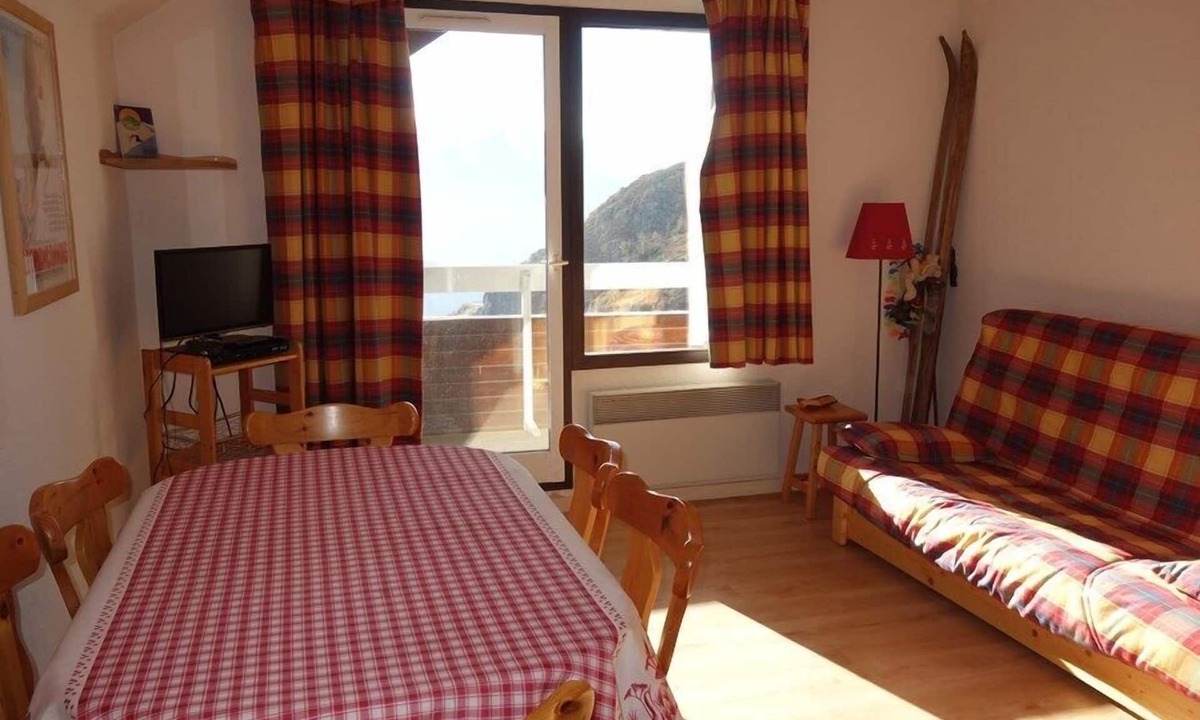 Bergers Apartment | APARTMENT ALPE D'HUEZ IN SIERRA NEIGHBORHOOD