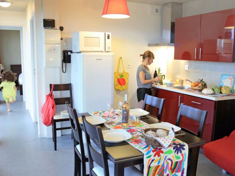 Sainte-Fereole Apartment | Apartment Les Collines in Sainte Féréole, Limousin - 6 persons, 3 bedrooms