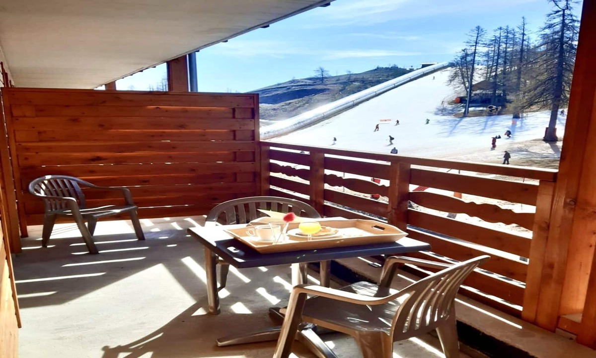 Guillaumes Apartment | Apartment on the Foot of Slopes in Guillaumes
