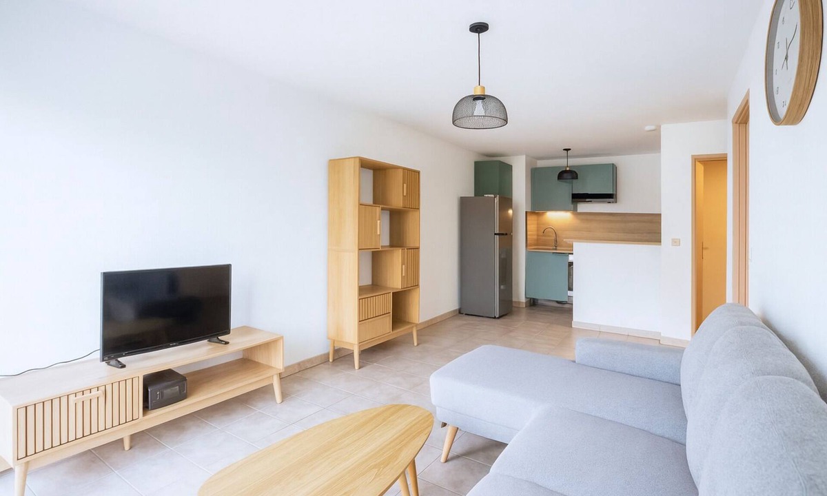 Centre Ville d'Ales Apartment | Apartment with balcony parking Alès center