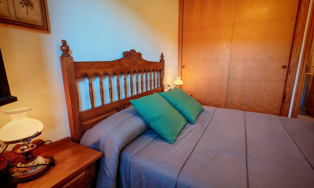 Taull Apartment | Apartment with direct light - Falcó 16