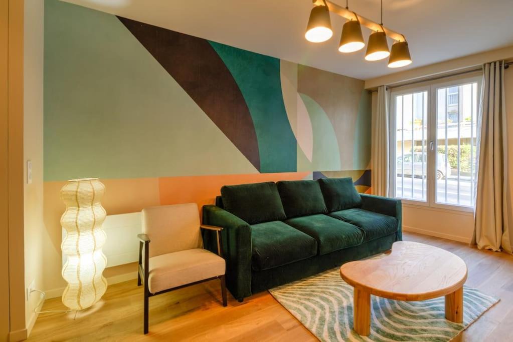 11th Arrondissement Apartment | Appart 6Pers # Père Lachaise # Voltaire # Paris 11