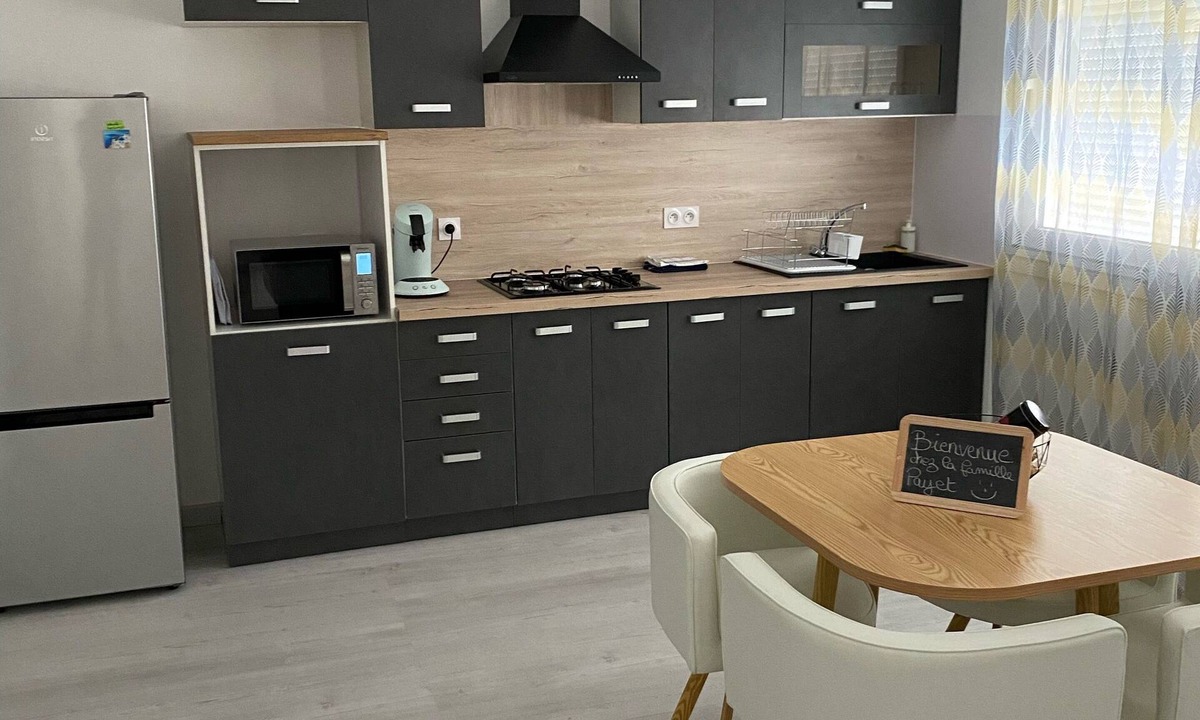 Saint-Rome-de-Cernon Apartment | Appartement Moderne et Cosy à St Rome de Cernon