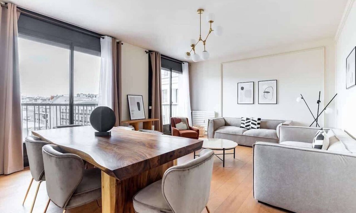 Champs-Elysees Apartment | Appartement 2BR Avenue Montaigne