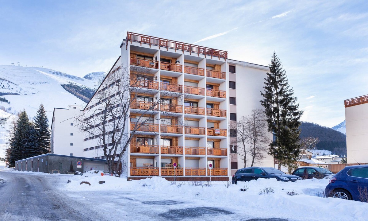 Mont-de-Lans Condo | Appartement Confortable Près des Pistes + Parking