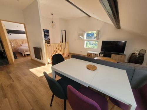 Pontamafrey-Montpascal Apartment | Appartement Duplex avec extérieur
