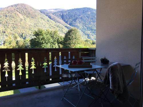 Bagneres-de-Luchon Apartment | Appartement familial vue montagne, Thermes, Ski et Randonnées à Luchon
