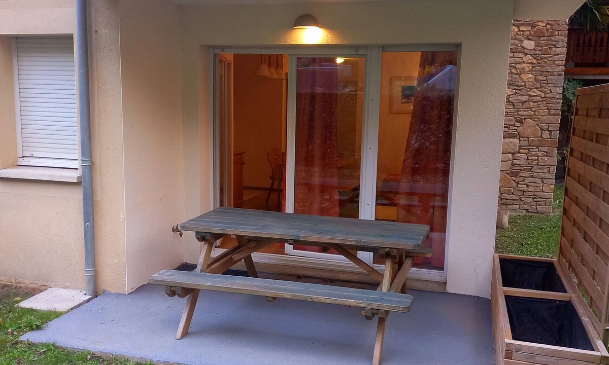 Bagneres-de-Luchon Apartment | Appartement Chaleureux Pour le Ski, les Cures et la Montagne