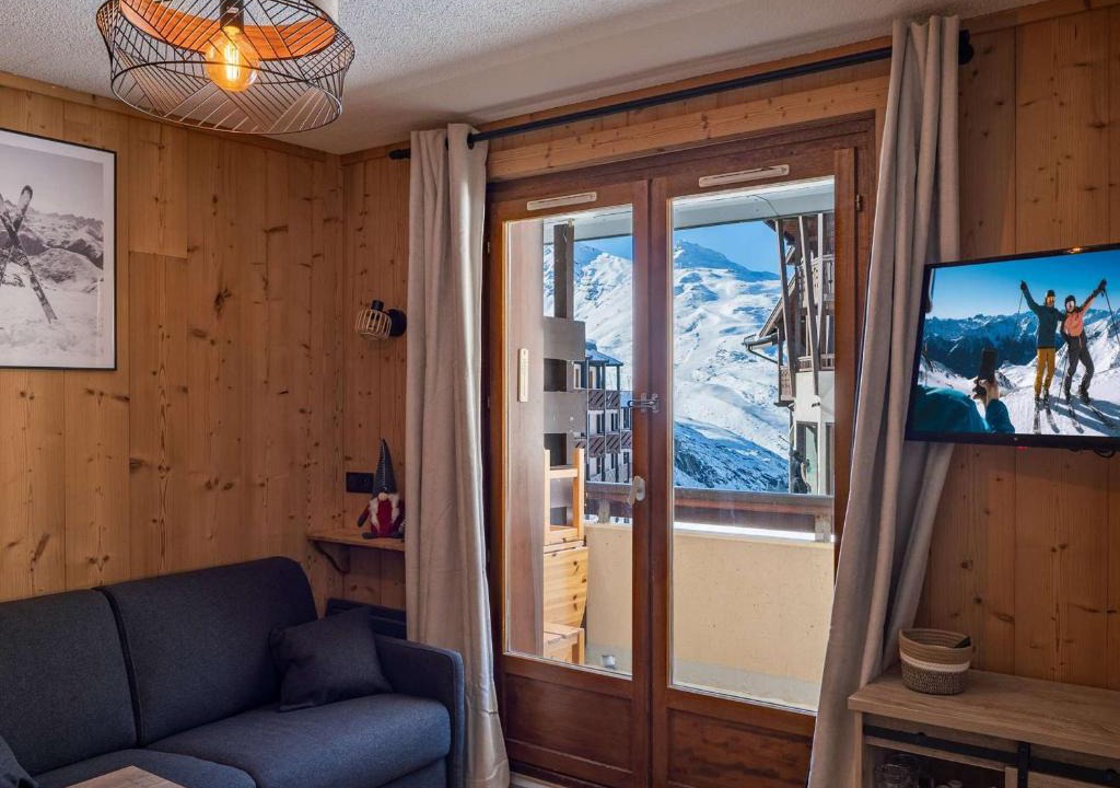Val-Thorens Apartment | Appartement Moderne à Val Thorens - 4 pers, 1 Chambre + Cabine, Balcon Sud, Ski aux Pieds - FR-1-637-74