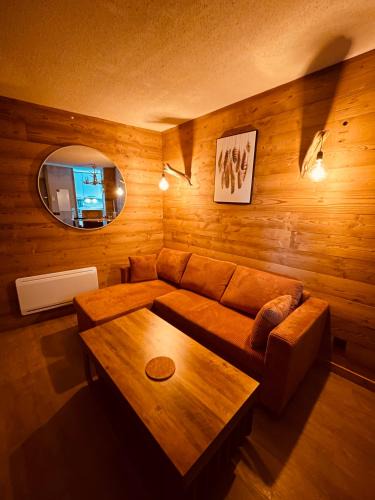 Les Angles Apartment | Appartement T2, 20m des Pistes, Refait à Neuf